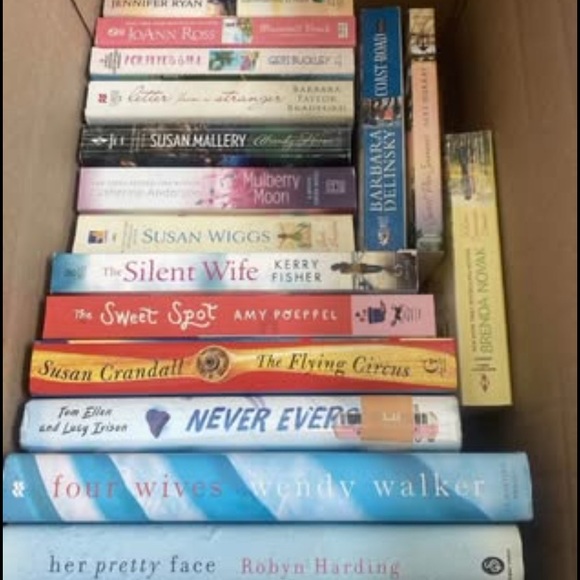 Assorted Book Collection - Picture 2 of 3